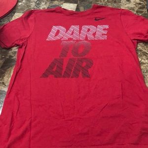 Men’s Nike t-shirt